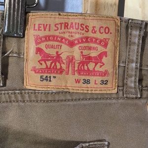 Levi's Jeans - 2014 Levi's 541 Athletic Straight Fit Jean, W38. Levi's Jeans - 2014 Levi's 541 Athletic Straight Fit Jean, W38.